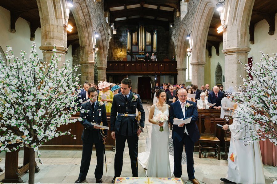 Tre Ysgawen Hall spring wedding