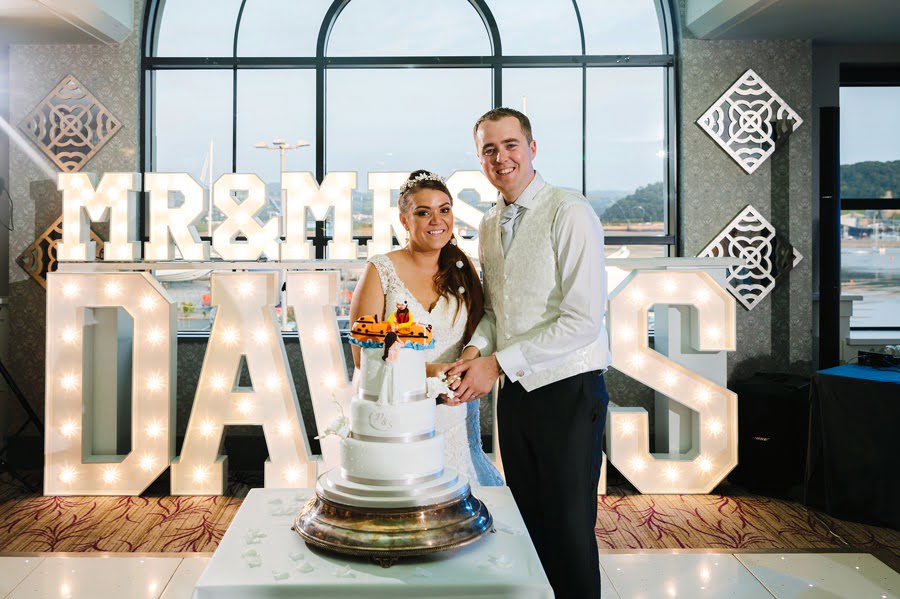 quay hotel summer wedding