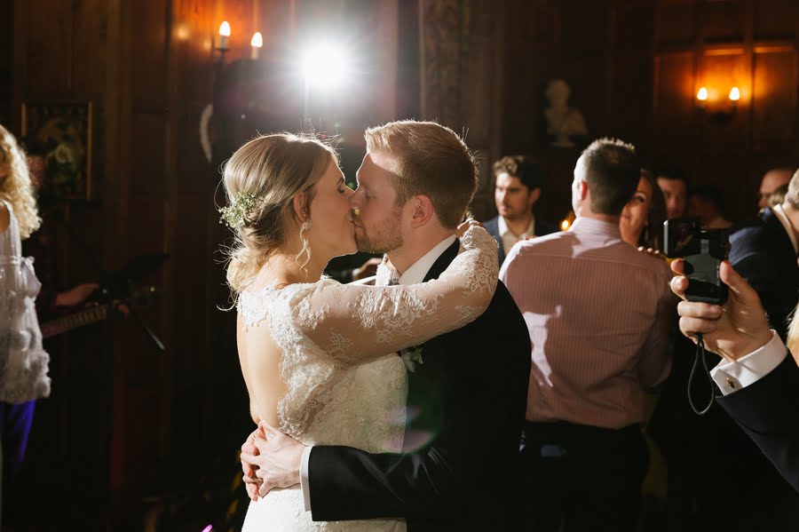 chateau_rhianfa_wedding_photographer-capper-105