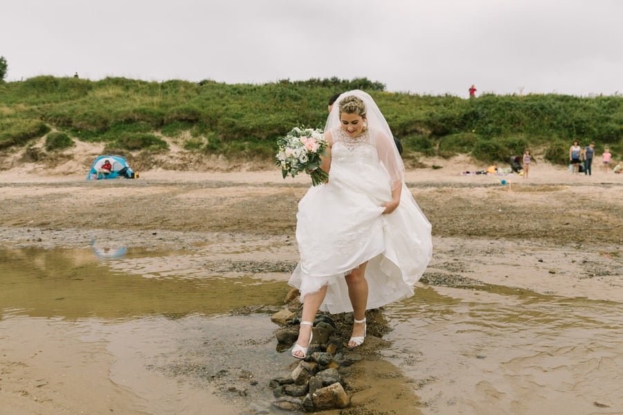 summer wedding at Tre Ysgawen Hall