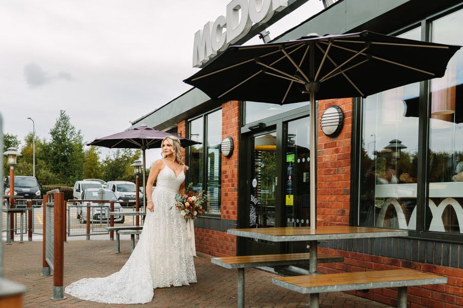 Bridal shoot in Bodnant garden