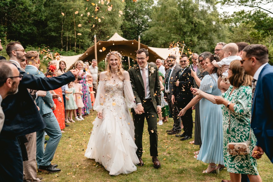 A June wedding at Ty Afon riverhouse