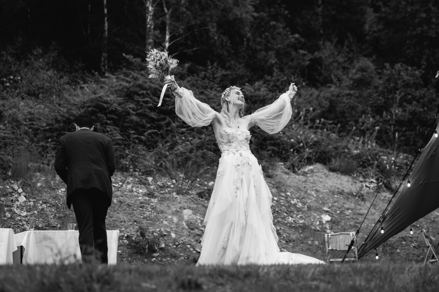 A June wedding at Ty Afon riverhouse