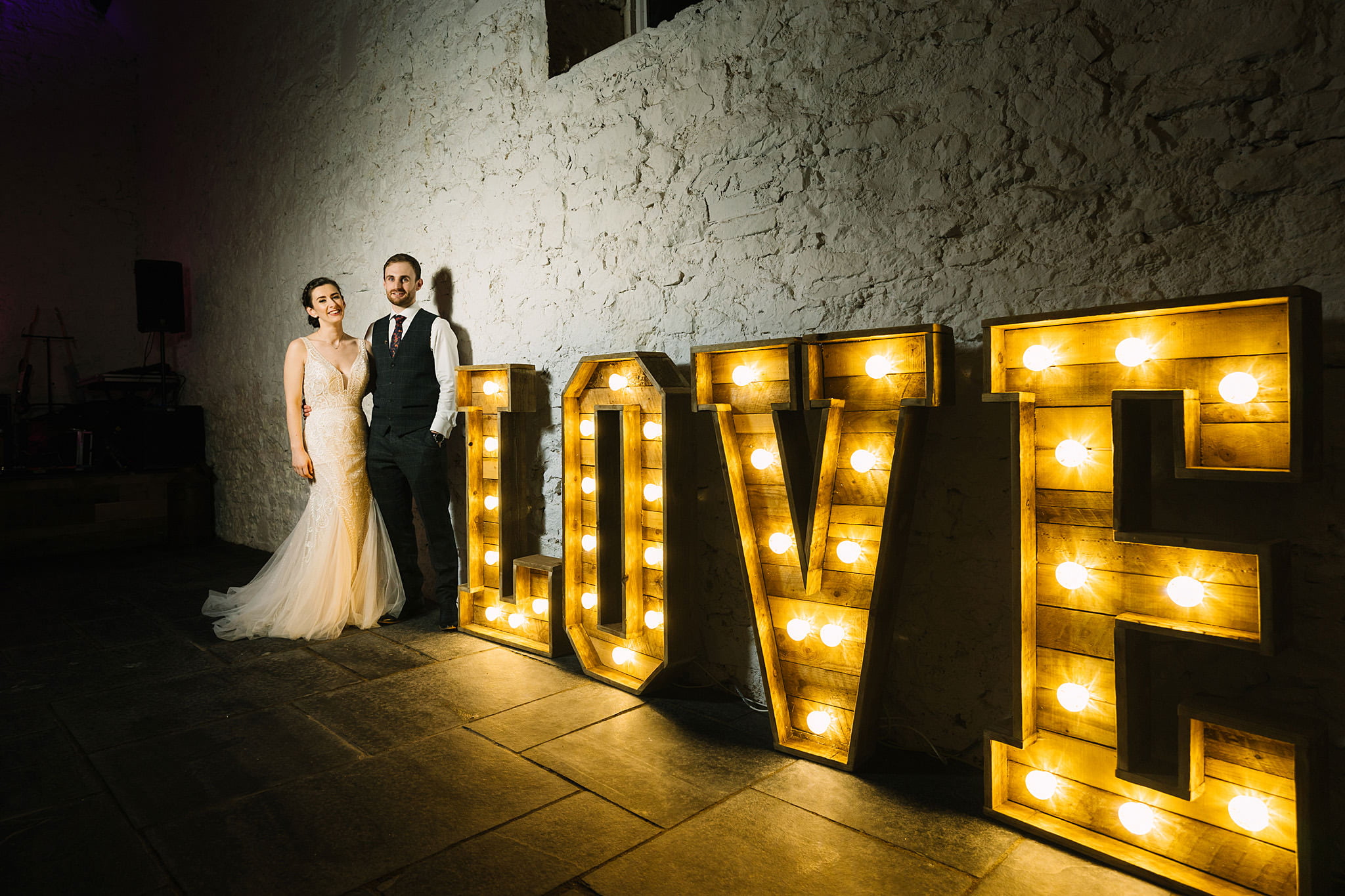 Autumn Faenol Fawr wedding