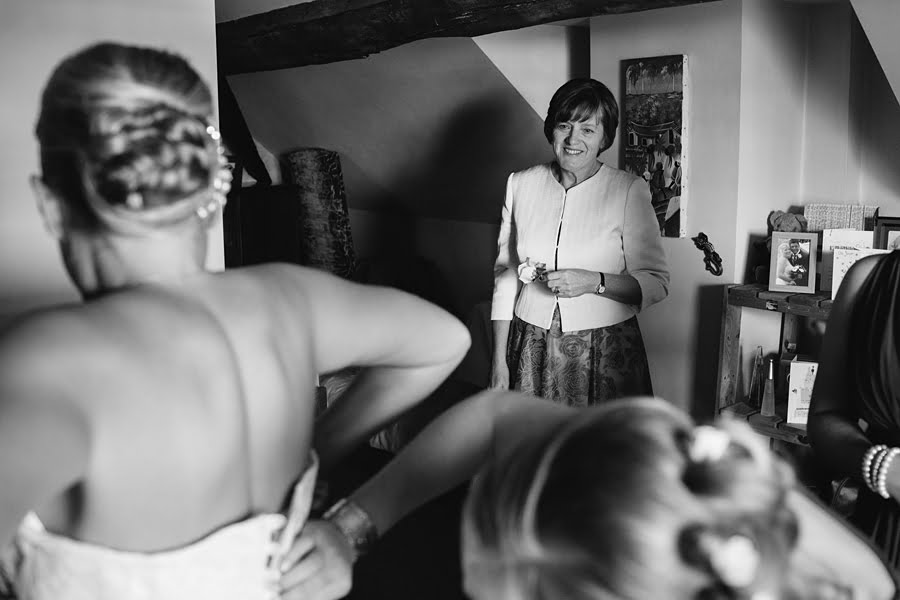 Chester wedding photographer- Tony Fanning