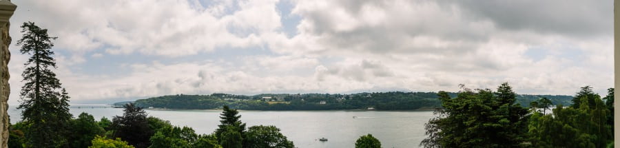 Fun wedding at Chateau Rhianfa