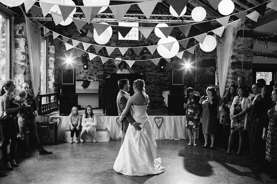 llyn gwynant barn wedding