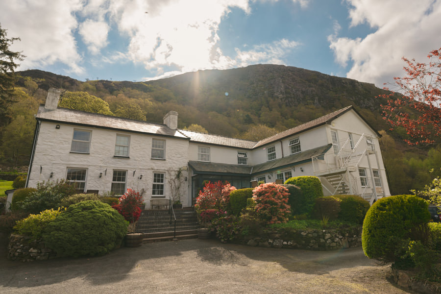 wedding venues - Ty Afon River House