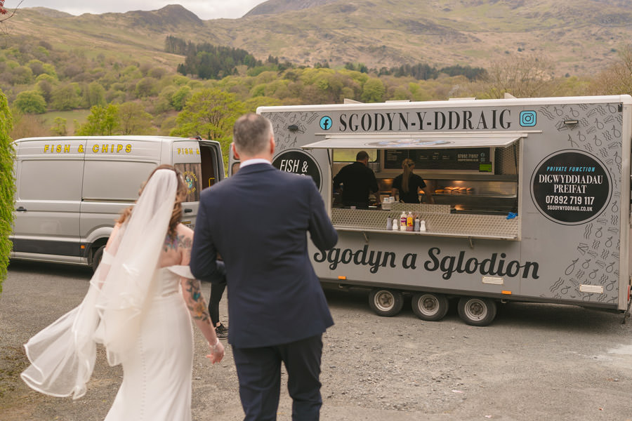 wedding venues - Ty Afon River House