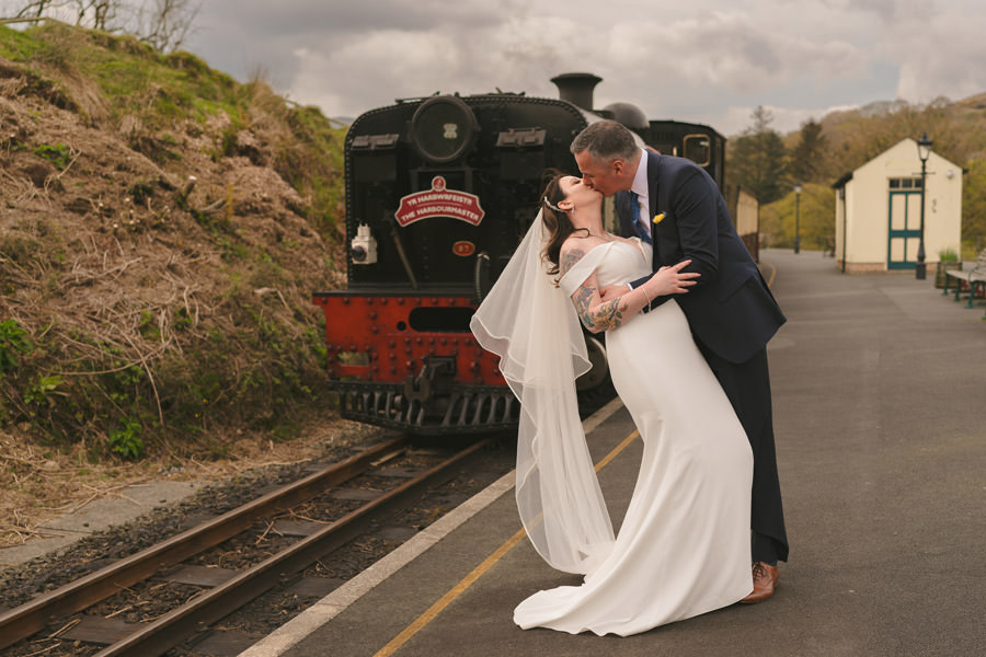 wedding venues - Ty Afon River House